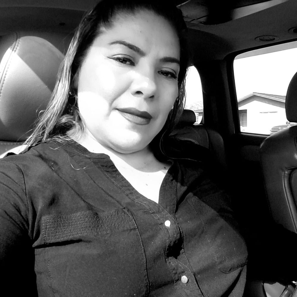 Meet your Posher, Felipa